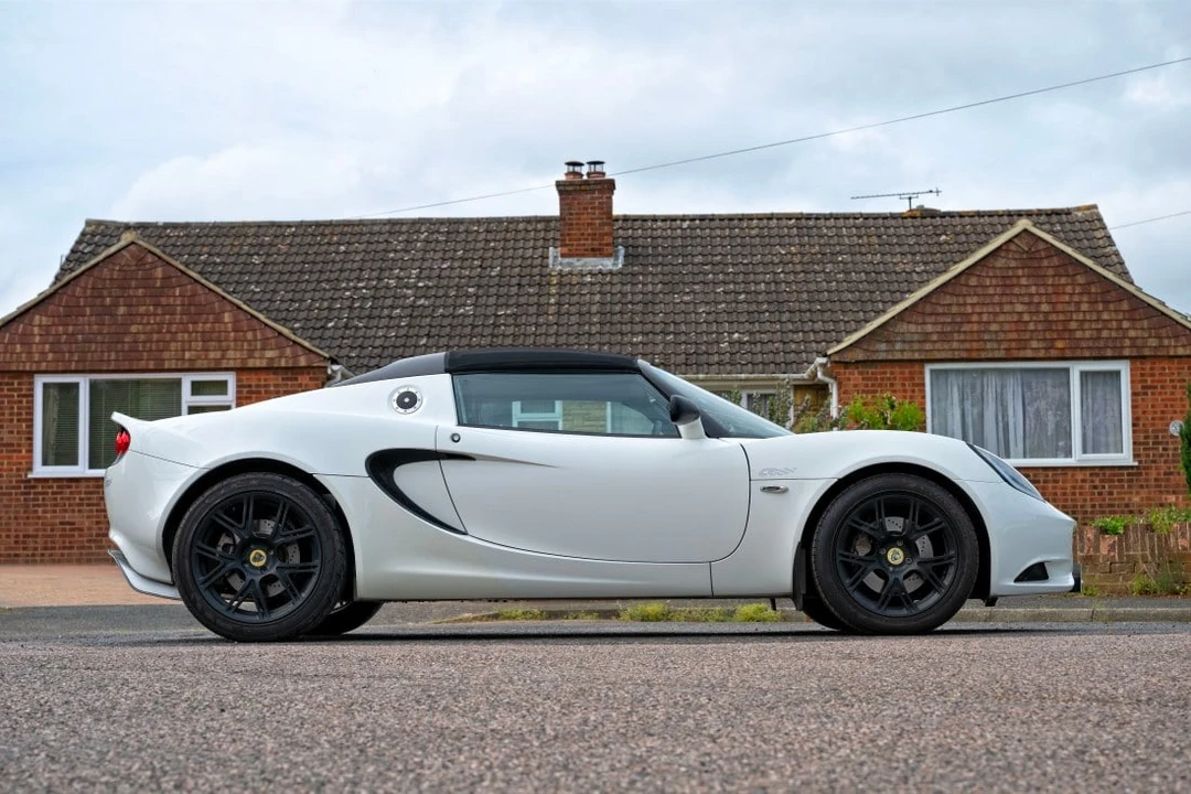 2013 Lotus Elise Series 3 - Image 14 of 31