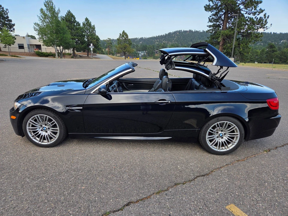 2013 BMW E93 M3 Convertible - Image 5 of 6