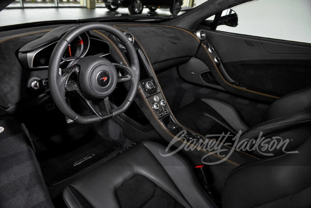 2013 McLaren MP4-12C - Image 4 of 16