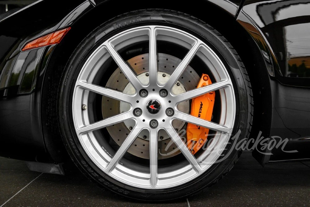 2013 McLaren MP4-12C - Image 16 of 16