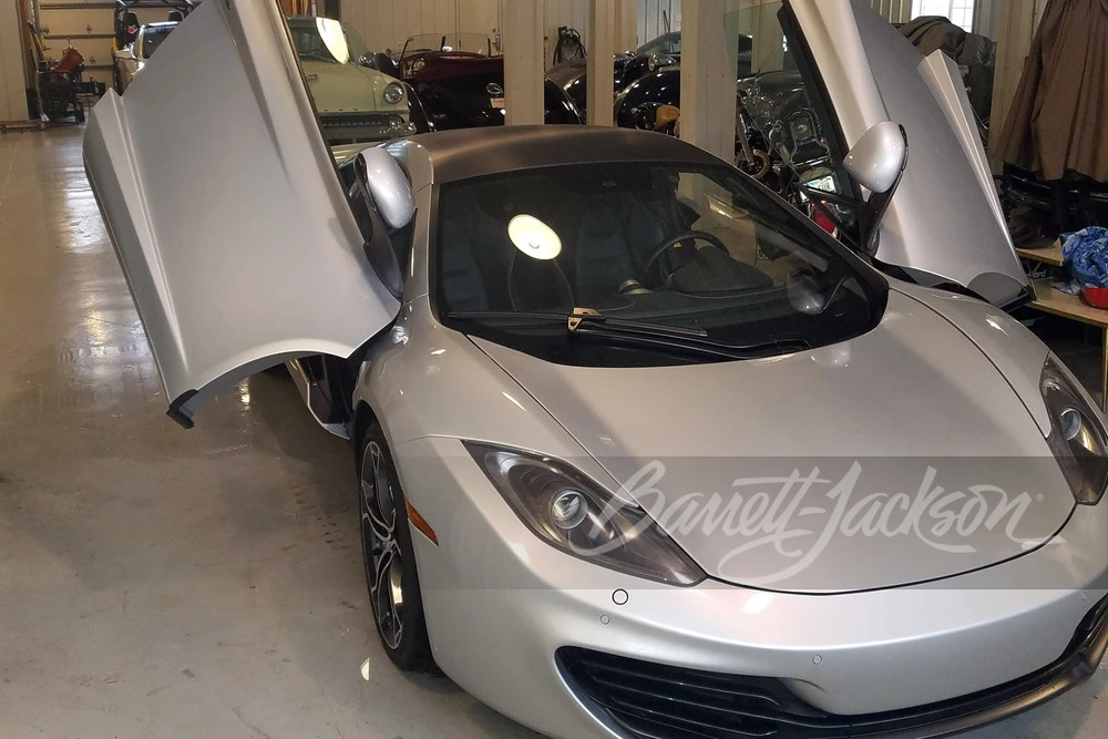 2013 McLaren MP4-12C - Image 12 of 16