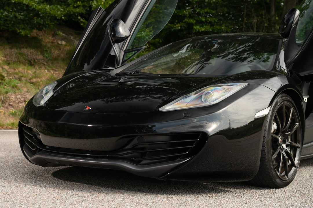 2013 McLaren MP4-12C - Image 21 of 31