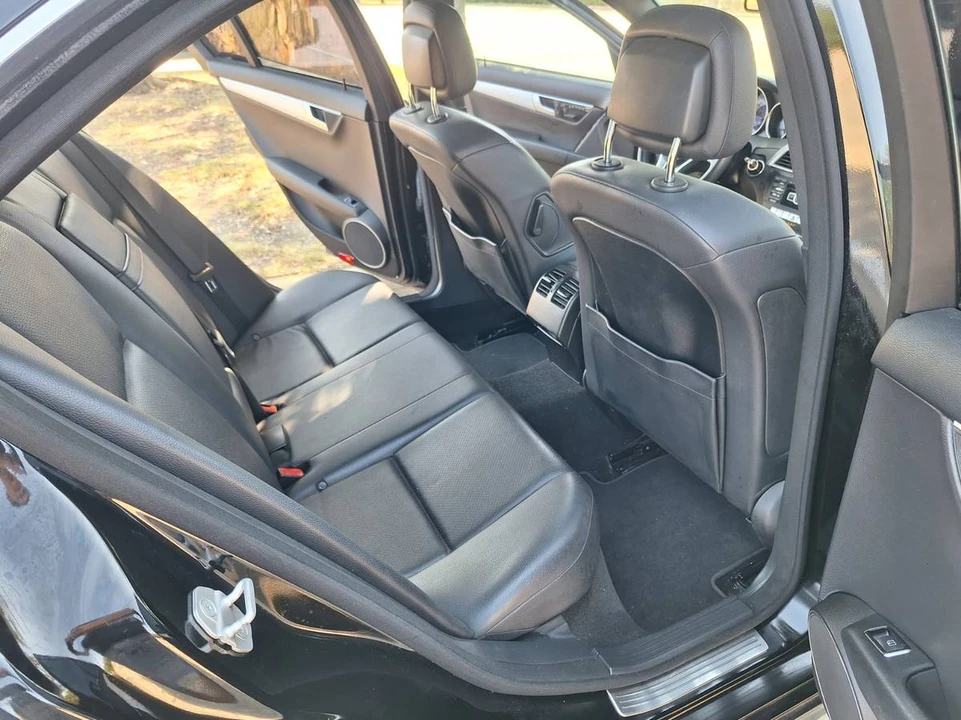 2013 Mercedes-Benz W204 C-Class - Image 9 of 13