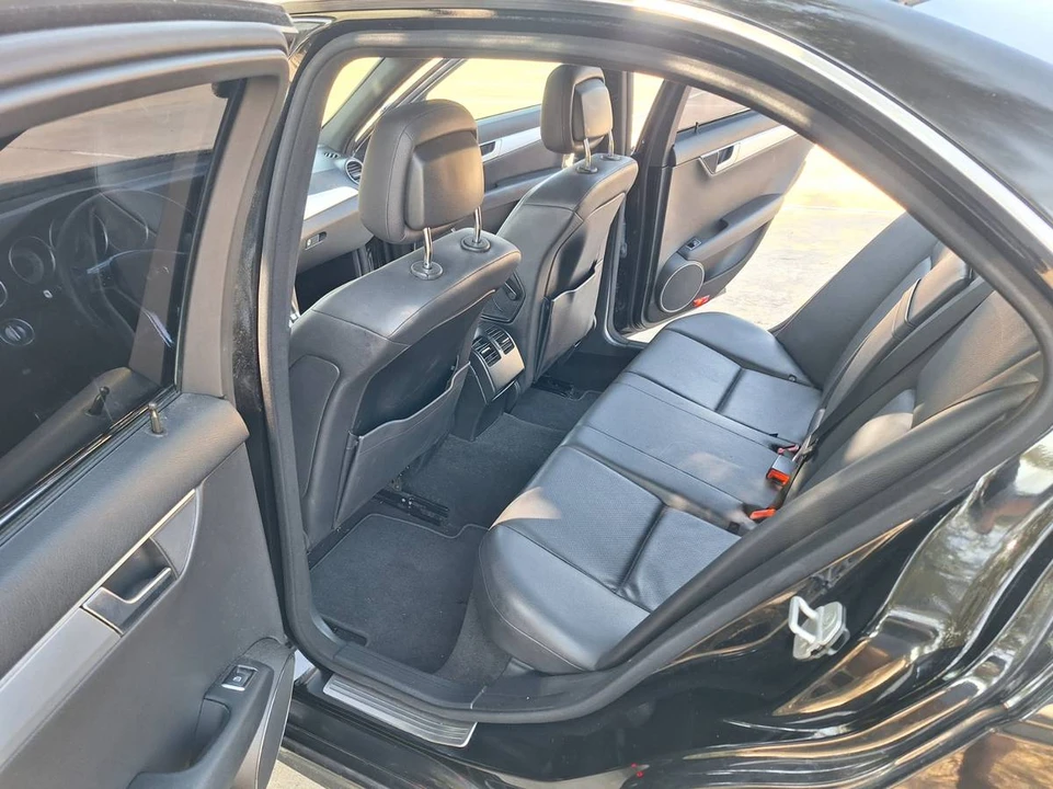 2013 Mercedes-Benz W204 C-Class - Image 11 of 13