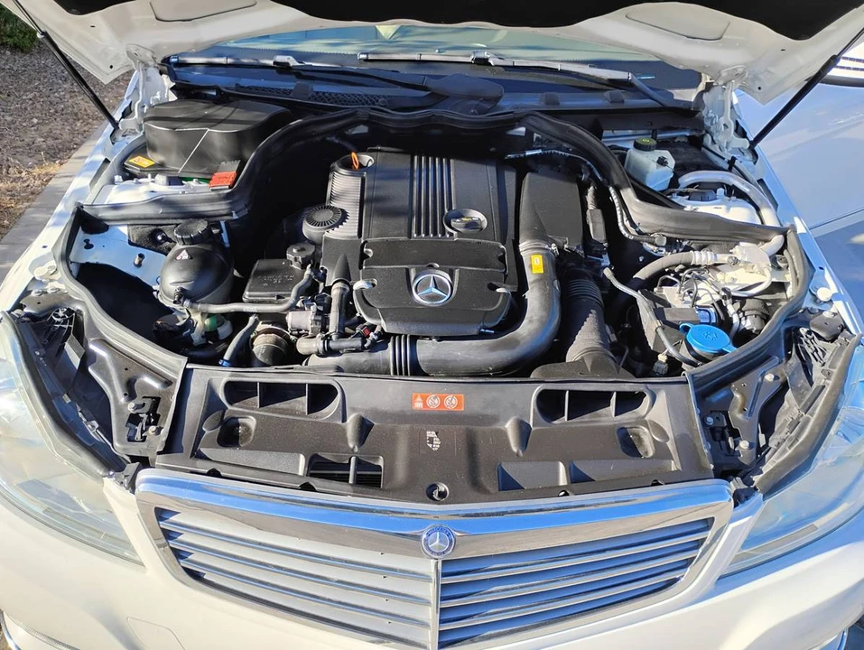 2013 Mercedes-Benz W204 C-Class - Image 19 of 19