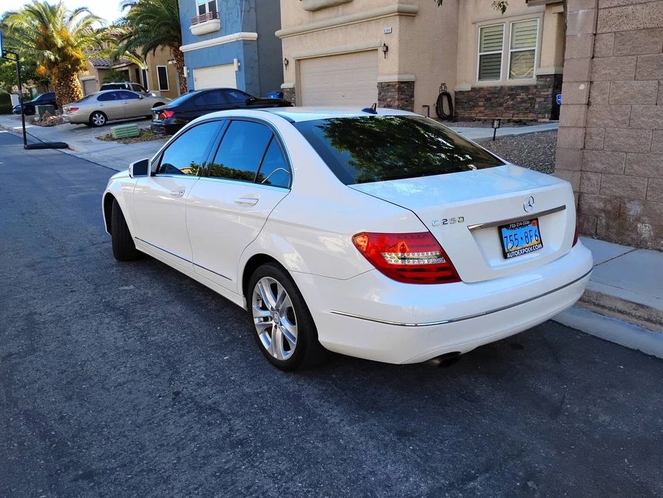2013 Mercedes-Benz W204 C-Class - Image 5 of 19