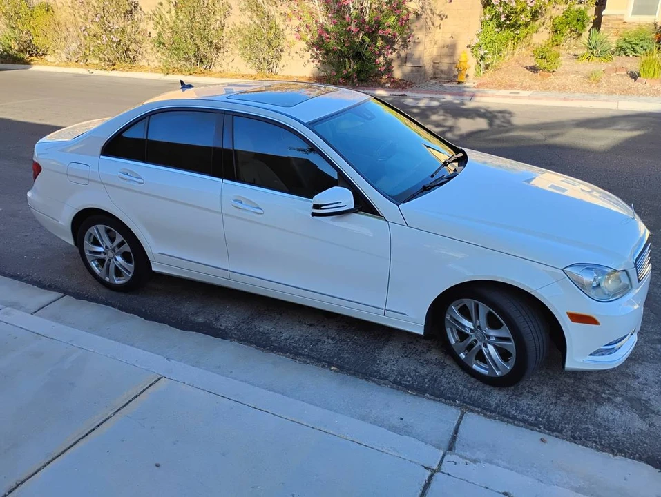 2013 Mercedes-Benz W204 C-Class - Image 4 of 19