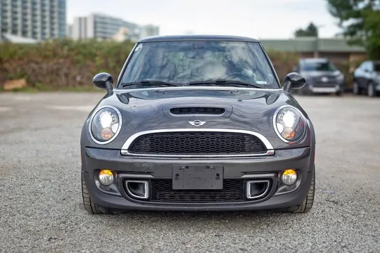 2013 MINI Cooper S 6MT