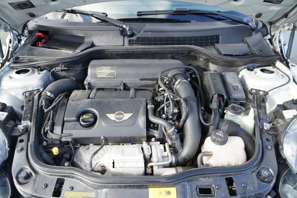 2013 Mini Clubman 1st Gen - Image 15 of 19