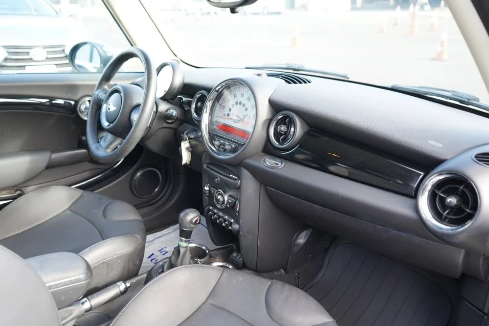 2013 Mini Clubman 1st Gen - Image 12 of 19