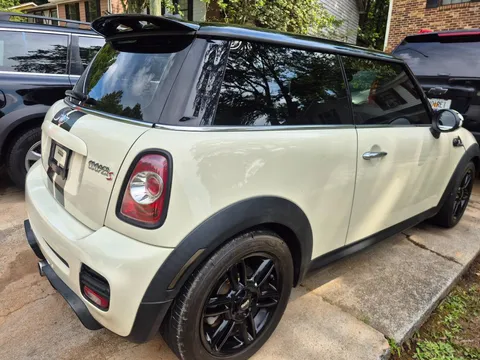2013 Mini Mini 2nd Gen - Image 2 of 13