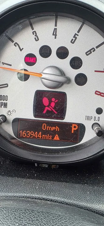 2013 Mini Clubman 1st Gen - Image 11 of 17