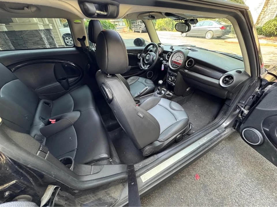 2013 Mini Clubman 1st Gen - Image 15 of 16
