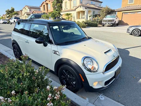 2013 MINI Clubman Cooper S Hatchback 3D