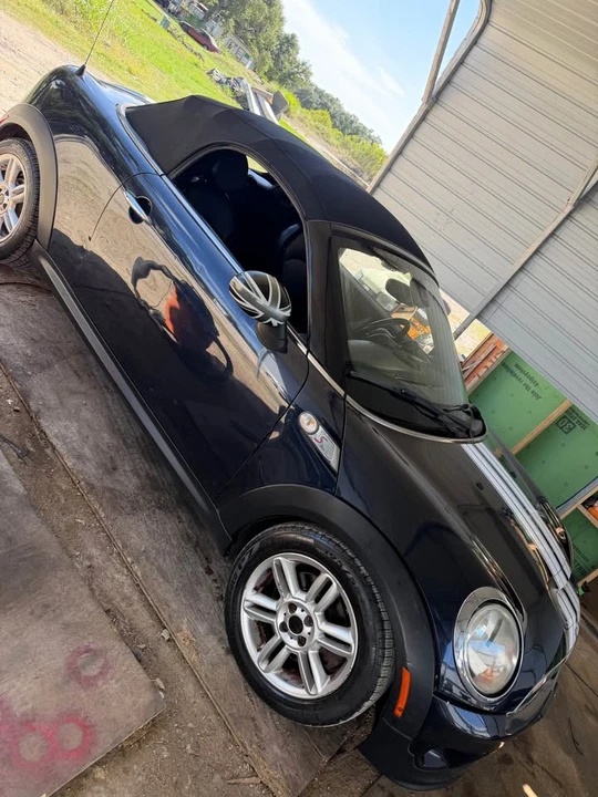 2013 Mini Mini 2nd Gen - Image 2 of 16