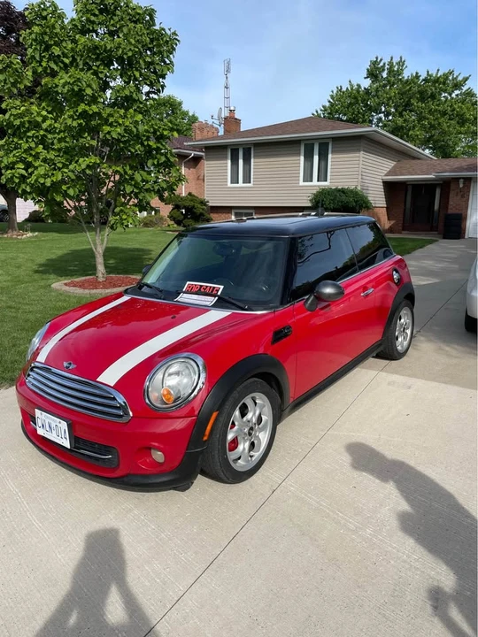 2013 Mini Mini 2nd Gen - Image 2 of 5