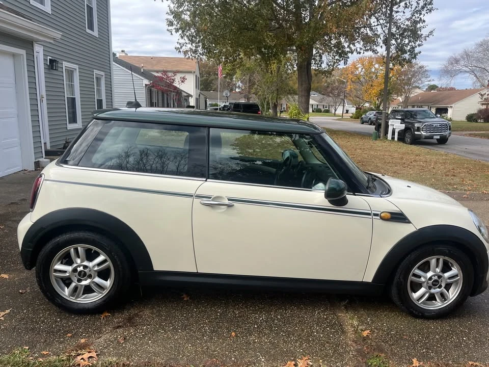 2013 Mini Mini 2nd Gen - Image 13 of 20
