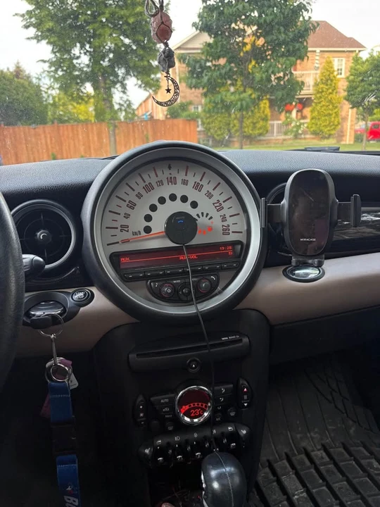 2013 Mini Mini 2nd Gen - Image 6 of 6