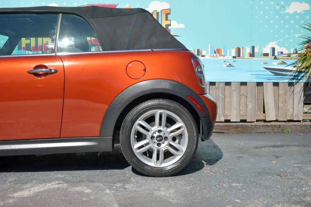 2013 Mini Mini 2nd Gen - Image 10 of 12