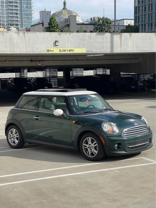 2013 Mini Mini 2nd Gen - Image 3 of 7