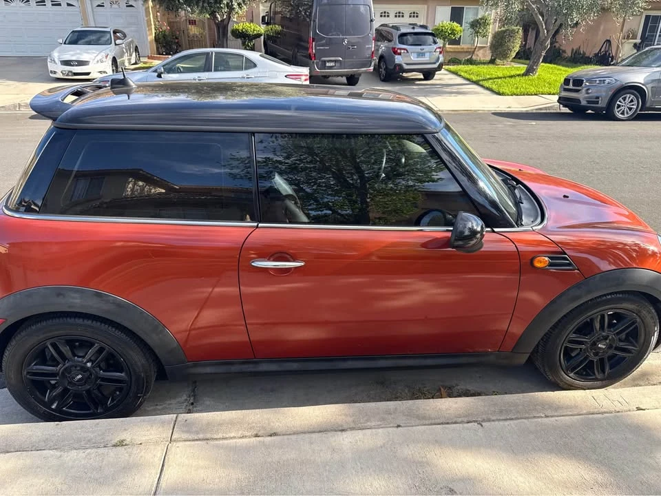 2013 Mini Mini 2nd Gen - Image 4 of 7