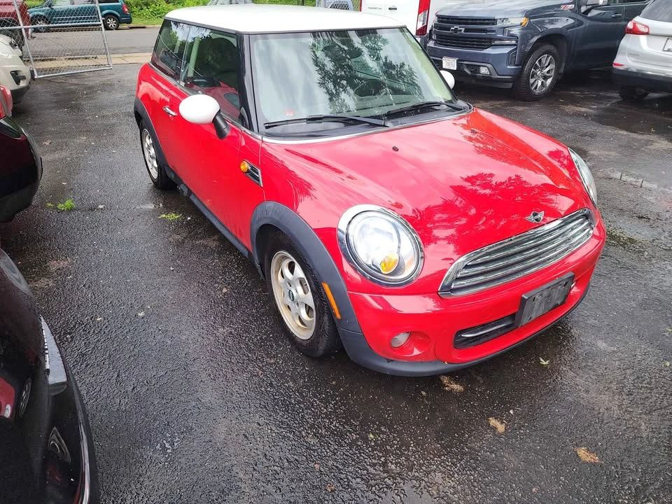 2013 Mini Mini 2nd Gen - Image 2 of 7