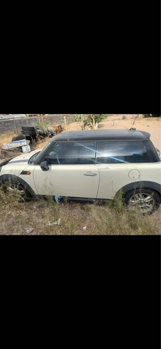 2013 Mini Mini 2nd Gen - Image 2 of 2