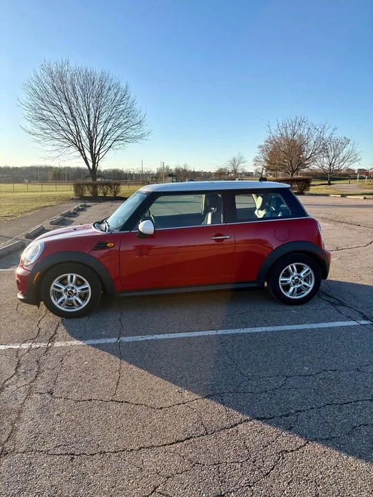 2013 Mini Mini 2nd Gen - Image 4 of 14
