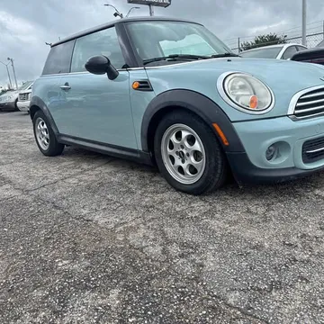 2013 MINI Cooper Hatchback 2D