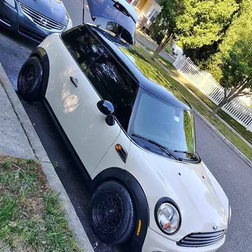 2013 MINI Cooper Hatchback 2D