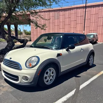 2013 MINI Cooper Cooper Hatchback 2D