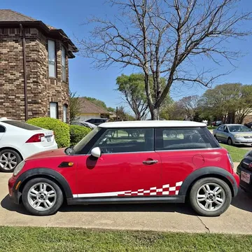 2013 MINI Cooper Cooper Hatchback 2D