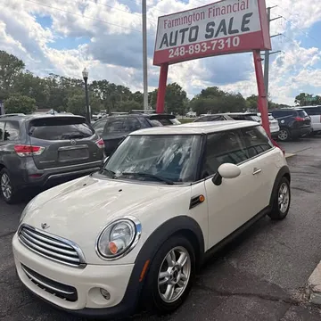 2013 MINI Cooper Cooper Hatchback 2D