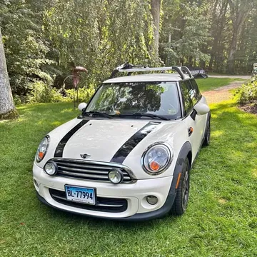 2013 MINI Cooper Cooper Hatchback 2D