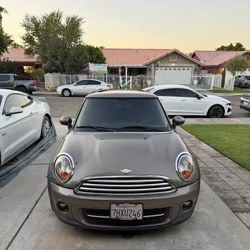2013 MINI Cooper Cooper Hatchback 2D