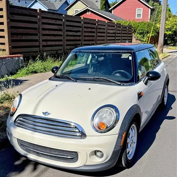2013 MINI Cooper Cooper Hatchback 2D