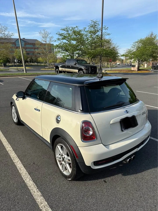 2013 Mini Mini 2nd Gen - Image 12 of 16