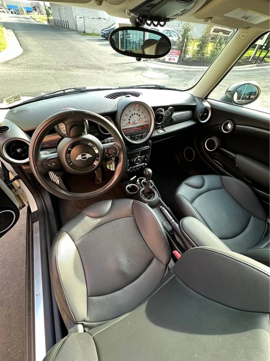 2013 Mini Mini 2nd Gen - Image 2 of 16