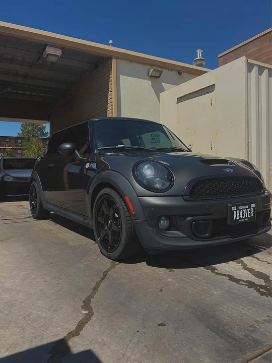 2013 Mini Mini 2nd Gen - Image 5 of 8