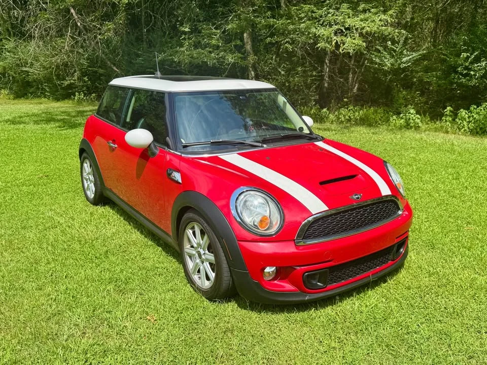 2013 Mini Mini 2nd Gen - Image 3 of 14