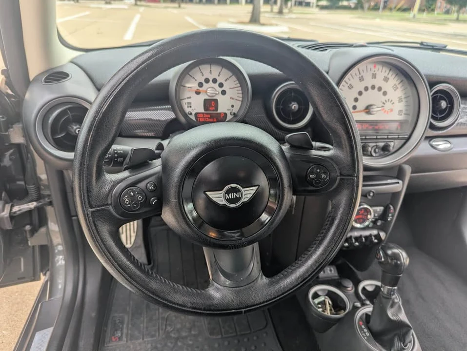 2013 Mini Mini 2nd Gen - Image 16 of 19