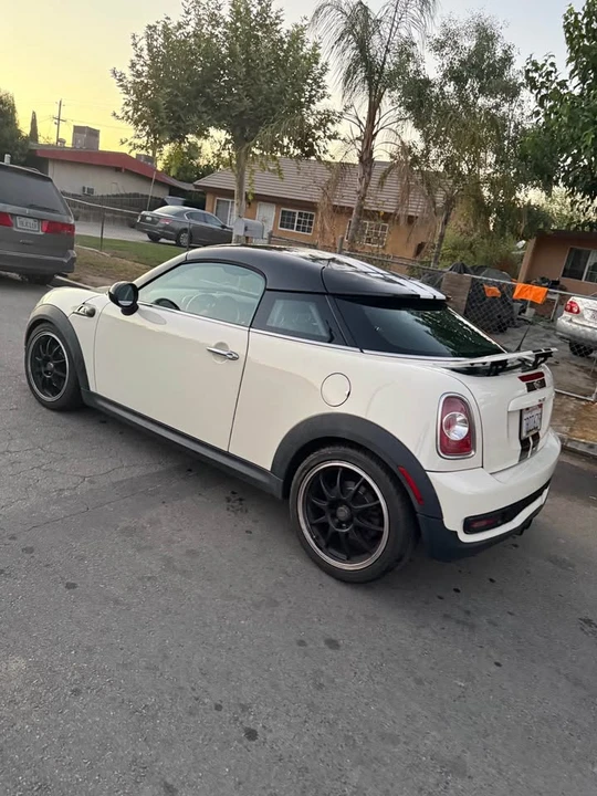 2013 Mini Mini 2nd Gen - Image 2 of 16