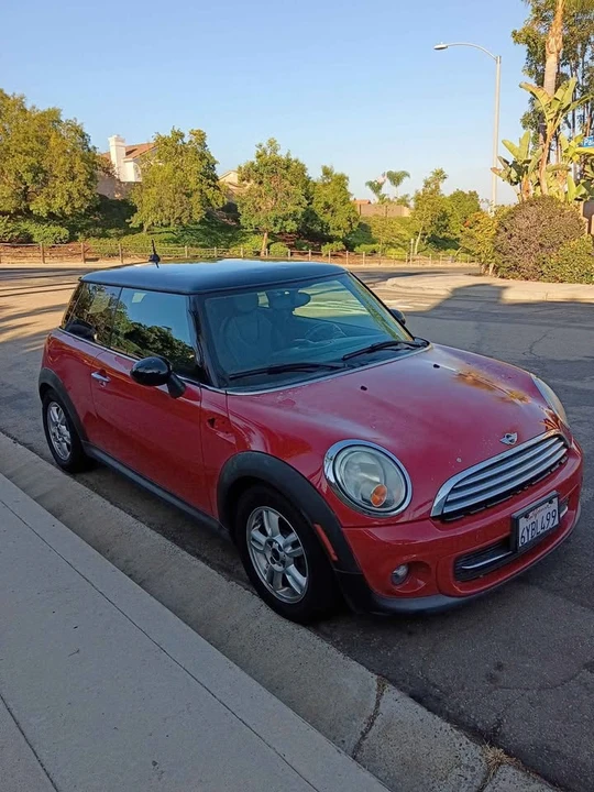 2013 Mini Mini 2nd Gen - Image 3 of 11