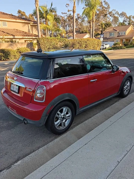 2013 Mini Mini 2nd Gen - Image 5 of 11