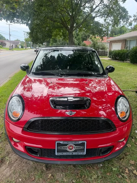 2013 Mini Mini 2nd Gen - Image 2 of 10
