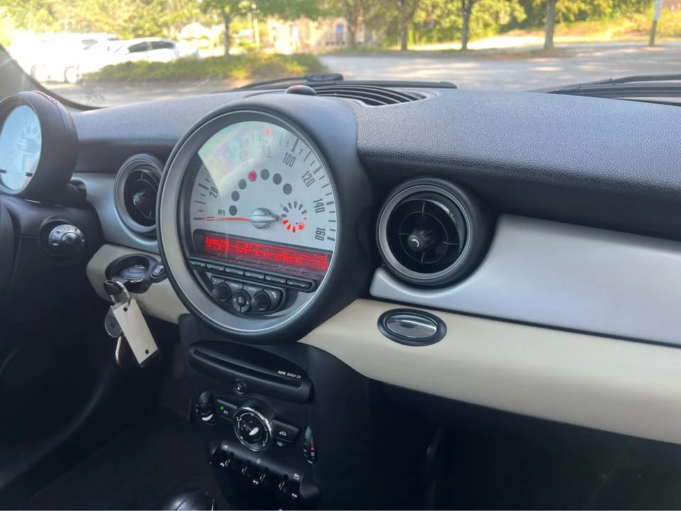 2013 Mini Mini 2nd Gen - Image 11 of 20