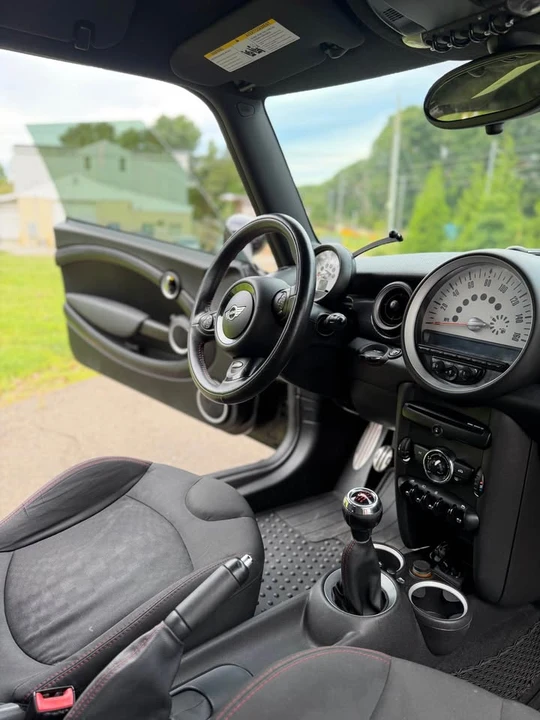 2013 Mini Mini 2nd Gen - Image 5 of 14
