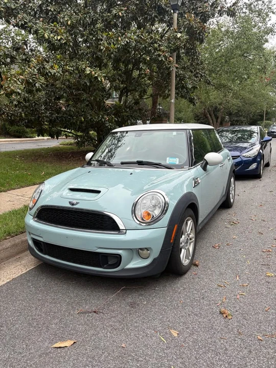 2013 Mini Mini 2nd Gen - Image 3 of 12