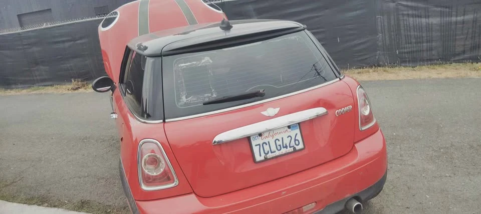 2013 Mini Mini 2nd Gen - Image 3 of 8