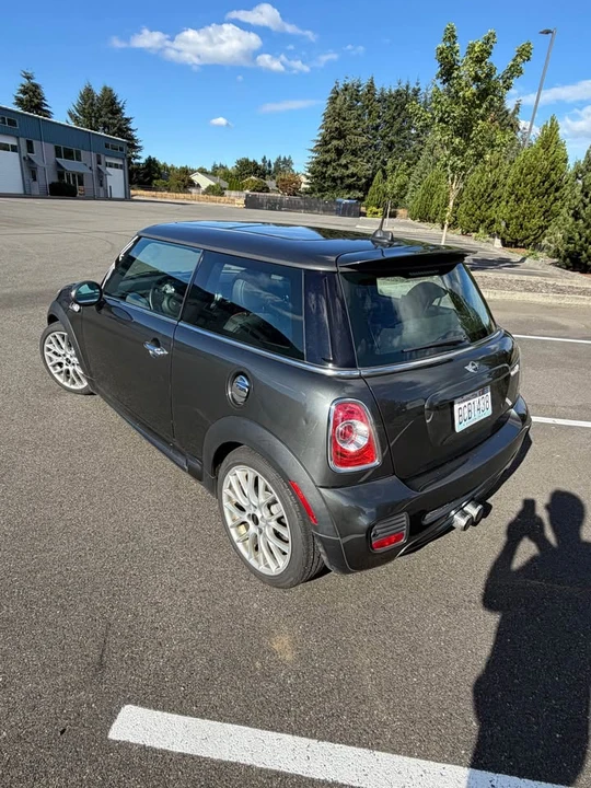 2013 Mini Mini 2nd Gen - Image 4 of 8
